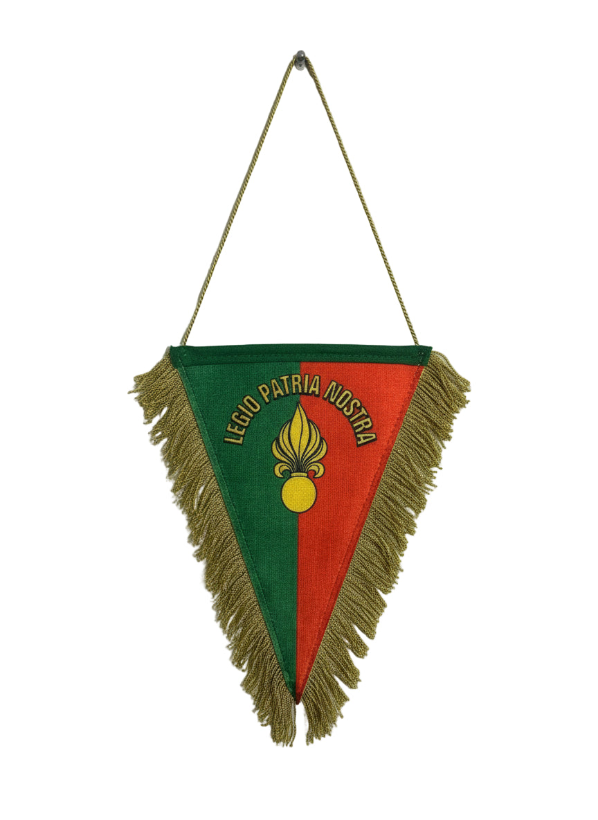 Fanion triangle IILE