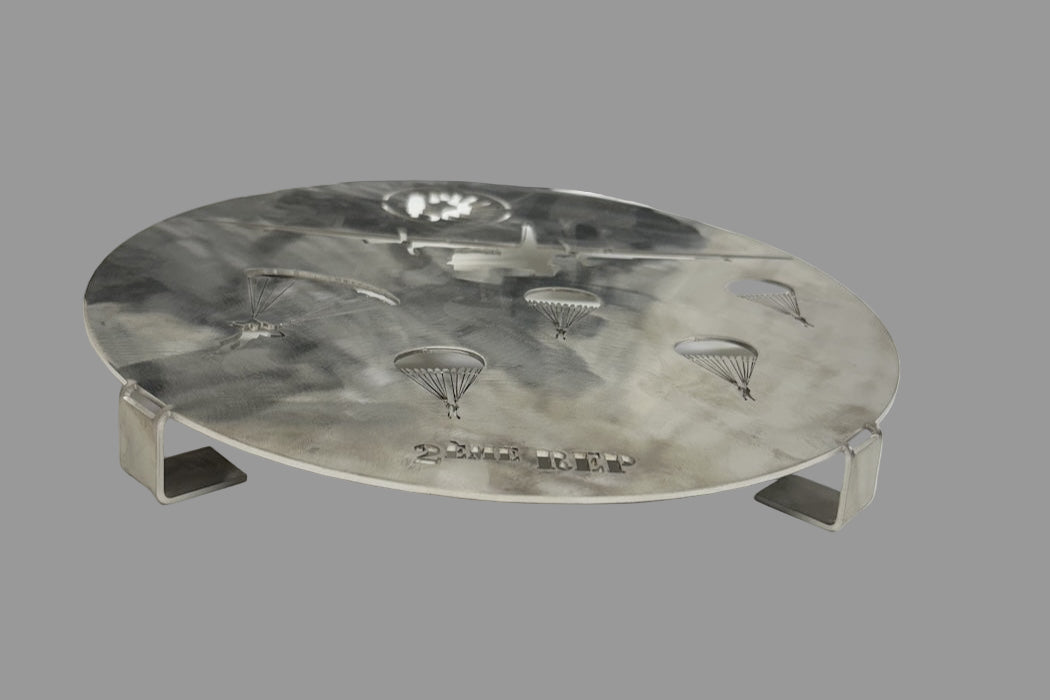 Dessous de plat en INOX du 2e régiment étranger de parachutistes (2°REP)
