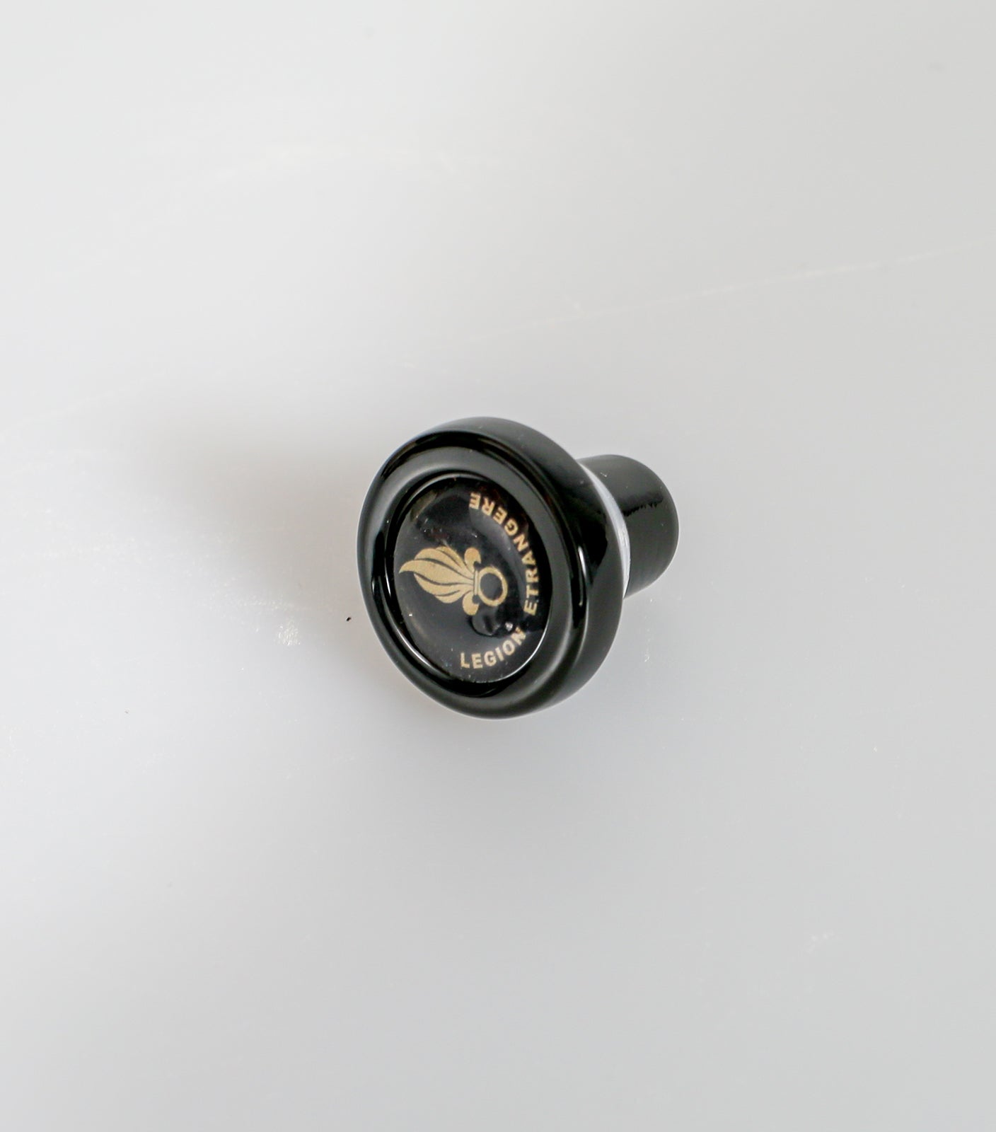 Vinolok Pomegranate glass stopper