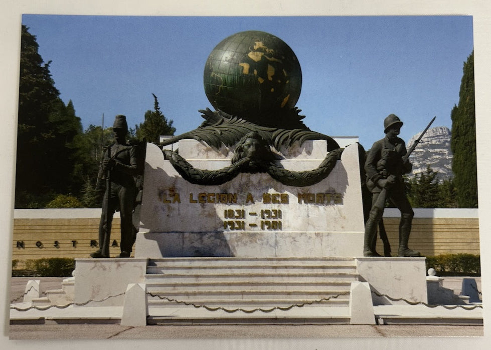 Carte postale monument aux morts