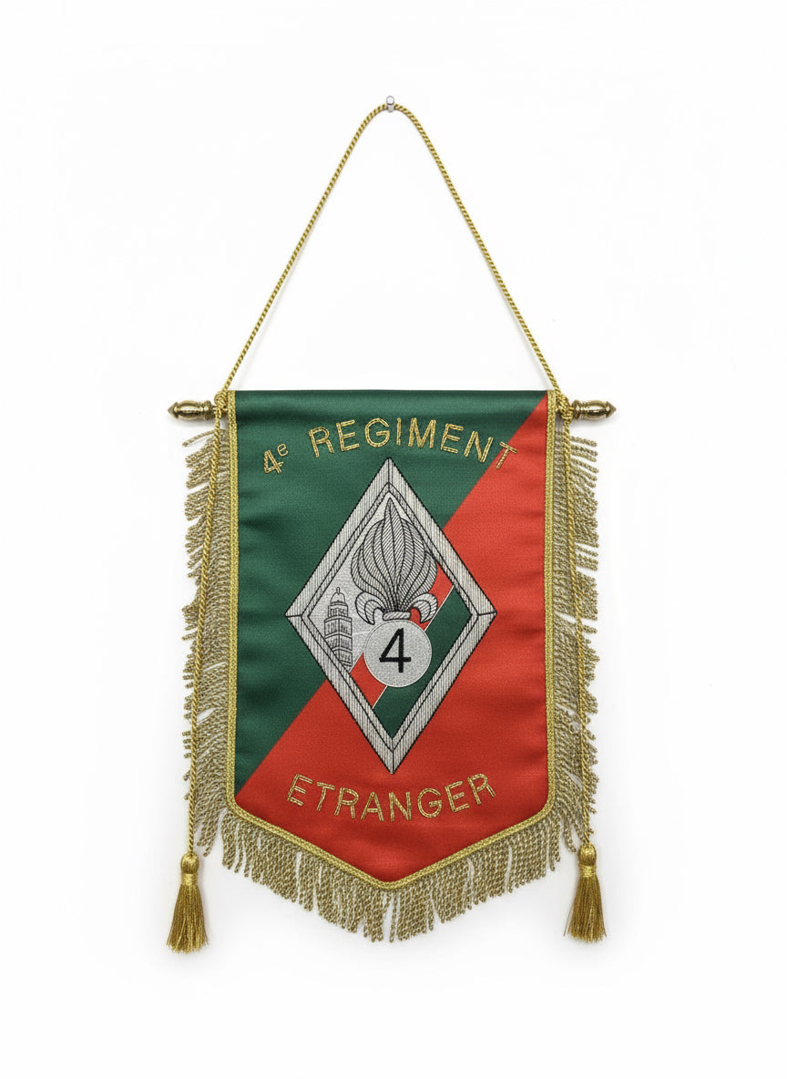 Bannière brodée 4°RE