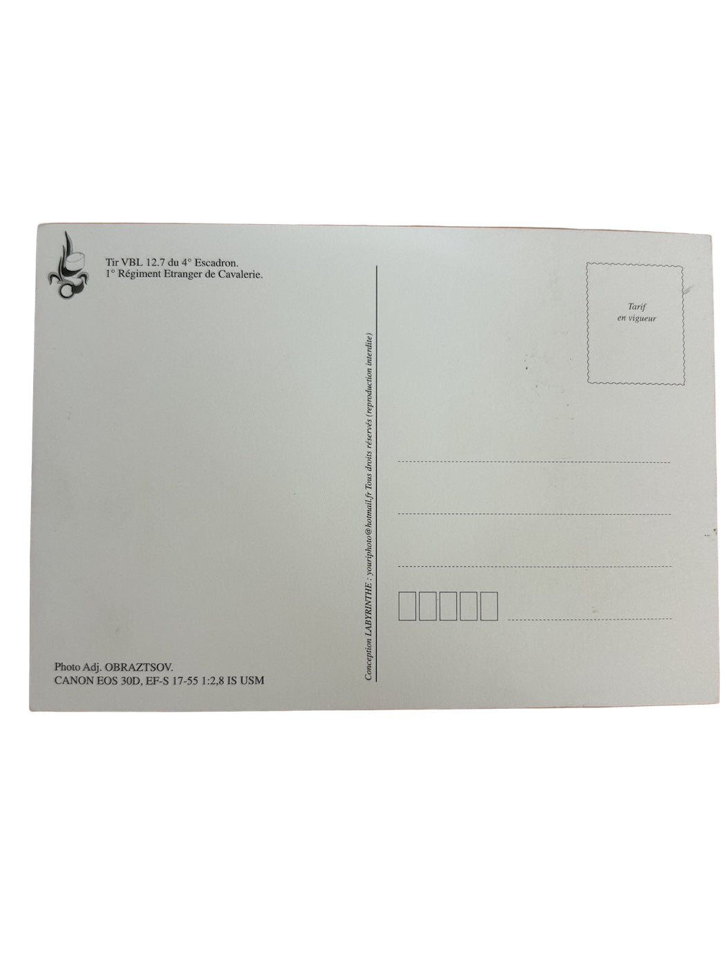 Carte postale tire de véhicule blindé léger