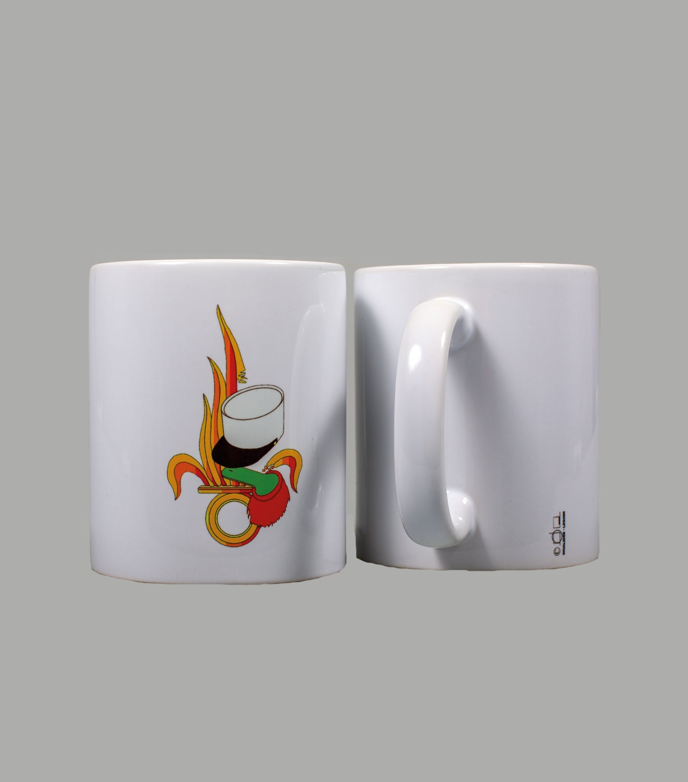 Tasse mit dem Logo der Fremdenlegion – 7-Flammen-Granate, Käppi und traditionelle Schulterklappe