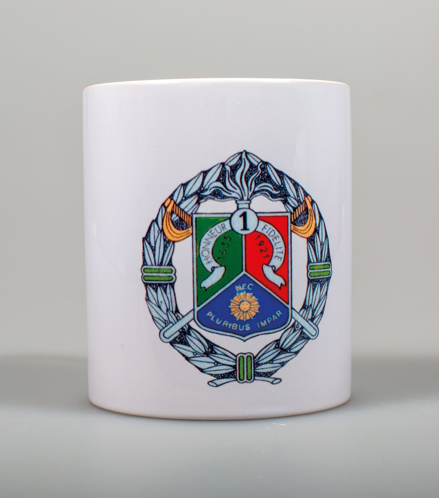 Becherabzeichen des 1. Ausländischen Kavallerieregiments in Carpiagne